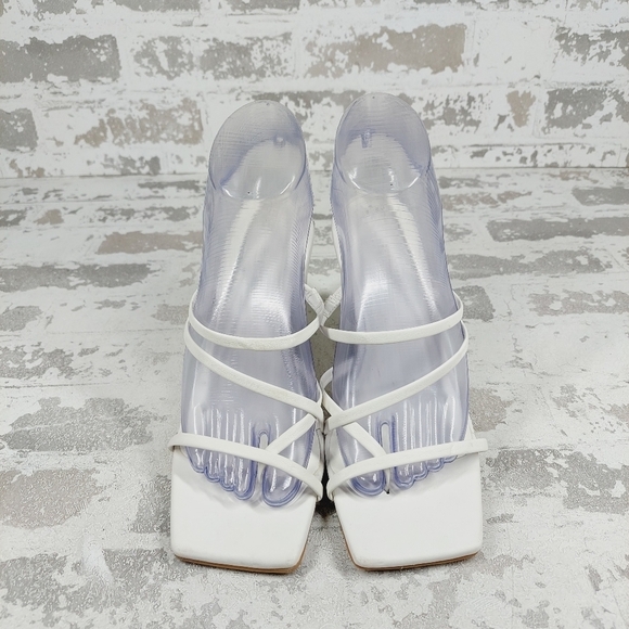 New Open Edit Eryn White Faux Leather Wedge Sandals C967 - Picture 3 of 14